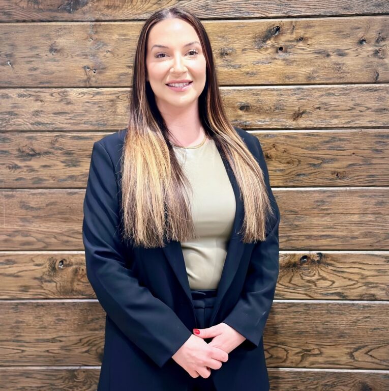 Mary Edmond, New Harbor Capital's Administrative Assistant
